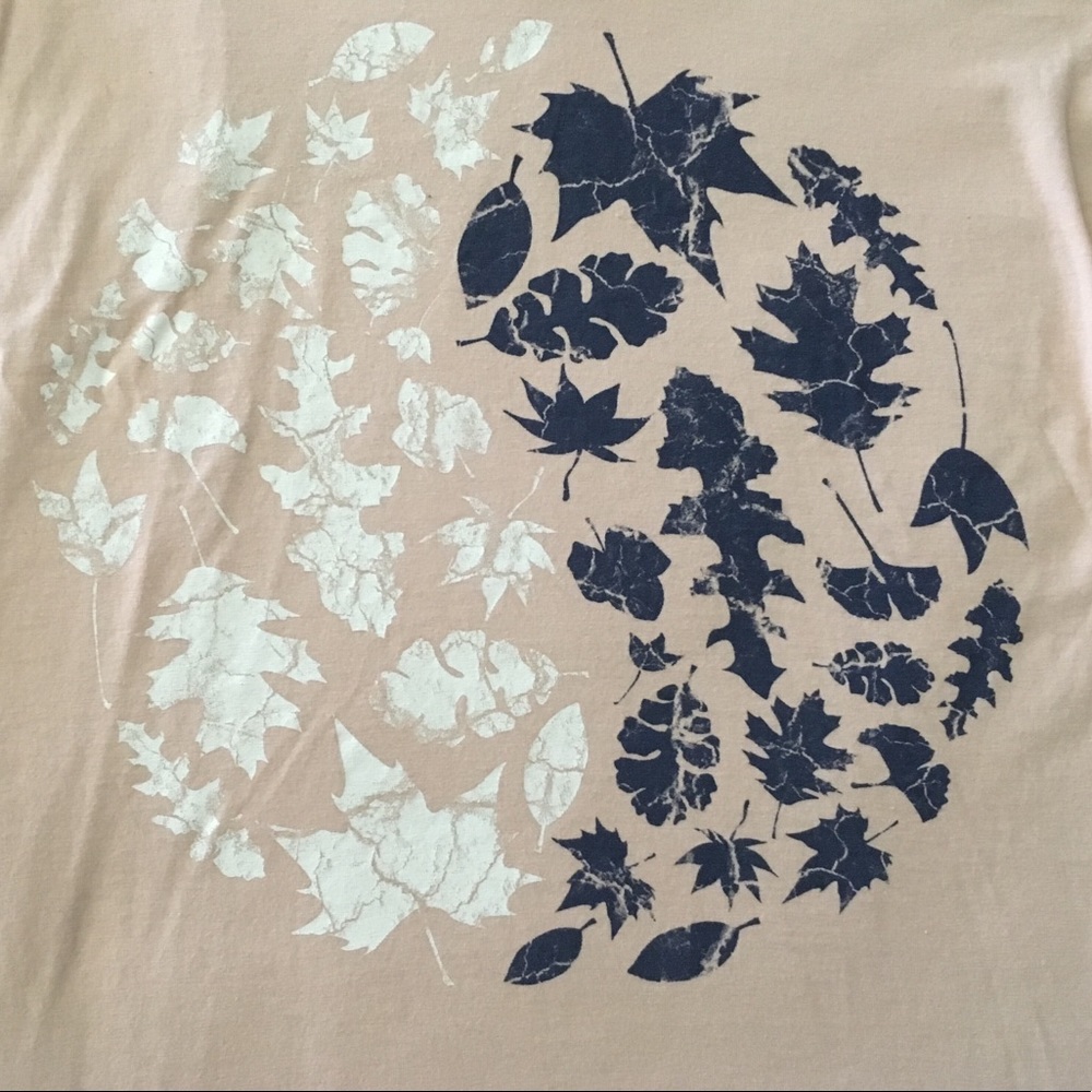 Levi’s tee - Picture 2 of 2